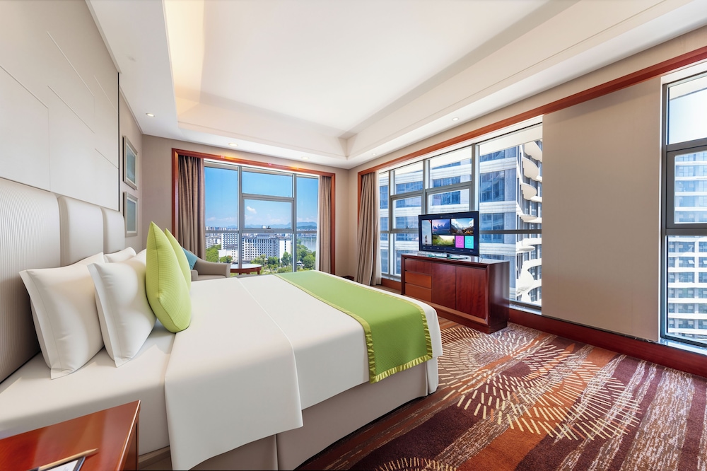 Suite Premium del hotel Zhangjiajie Huatian. Foto 2