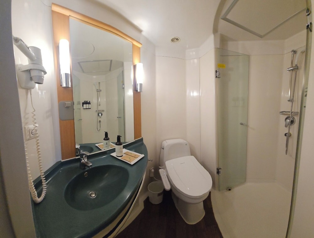 Habitación tradicional estilo coreano - Ondol del hotel Ibis Styles Ambassador Seoul Gangnam. Foto 3