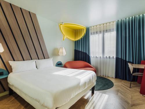 Habitación Doble Estándar - 2 camas del hotel Ibis Styles Madrid City las Ventas. Foto 6