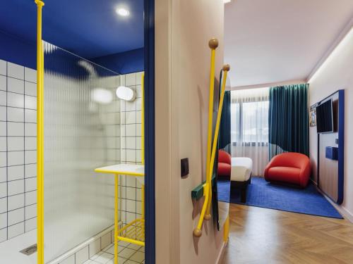 Habitación Doble Estándar - 2 camas del hotel Ibis Styles Madrid City las Ventas. Foto 7