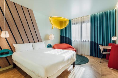 Habitación Doble Estándar del hotel Ibis Styles Madrid City las Ventas. Foto 8