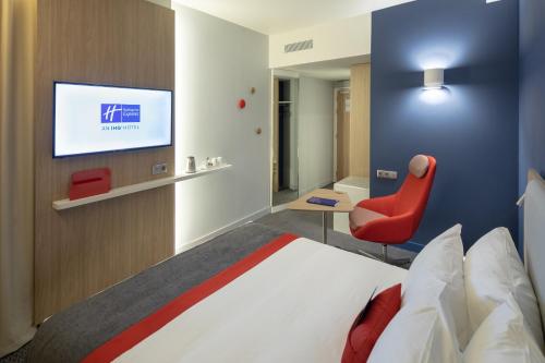 Habitación Estándar con cama grande - Desayuno gratuito del hotel Holiday Inn Express Lisbon - Plaza Saldanha, An Ihg. Foto 12