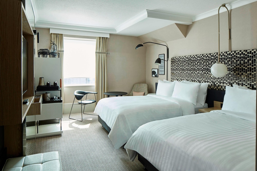 Habitación Deluxe doble, 2 camas dobles del hotel London Marriott Maida Vale