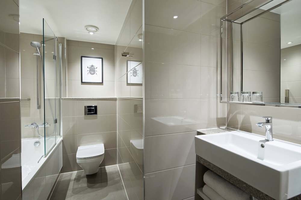 Habitación ejecutiva, 2 camas dobles del hotel London Marriott Maida Vale. Foto 5