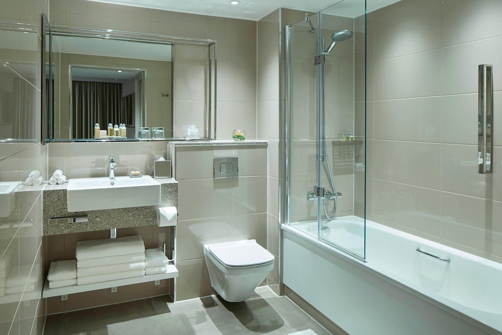 Habitación ejecutiva, 1 habitación del hotel London Marriott Maida Vale. Foto 4