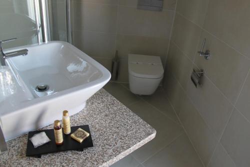 Habitación Doble Estándar - 2 camas del hotel José Régio. Foto 2