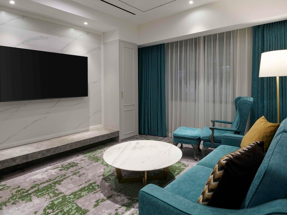 Residencia Deluxe, Ideal para familias - 1 dormitorio con 1 cama queen size y 1 cama individual del hotel Grand Mercure Imperial Palace Seoul Gangnam. Foto 6