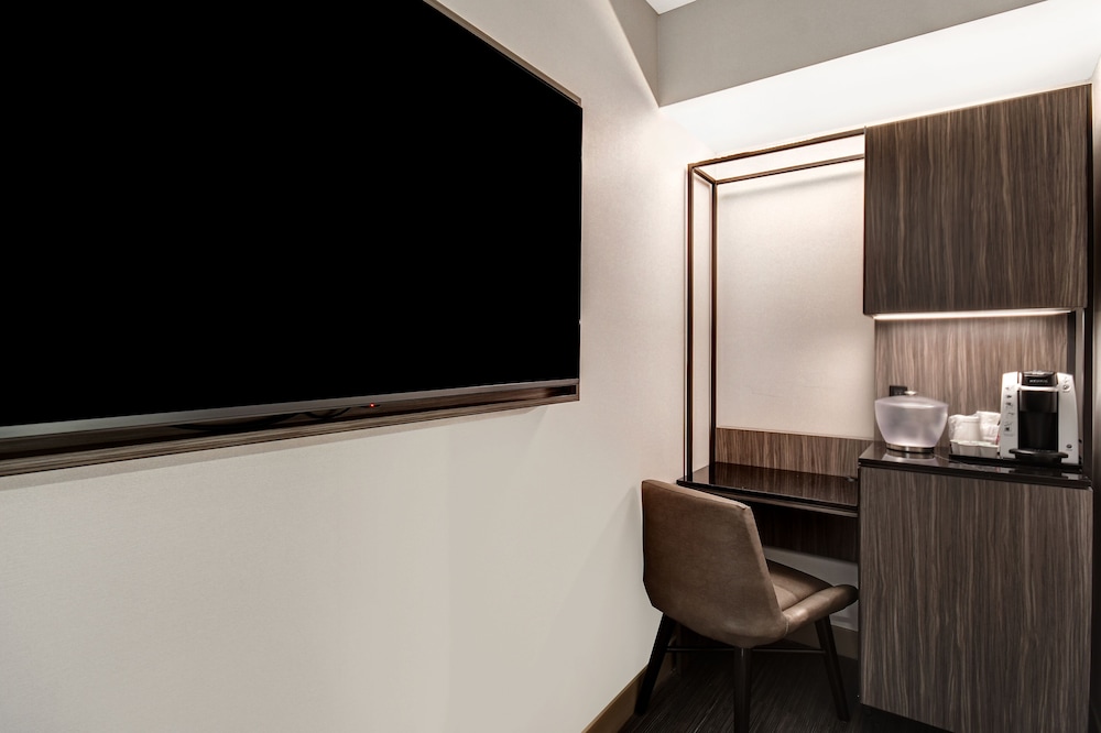 Estudio, 1 cama de matrimonio grande del hotel SpringHill Suites by Marriott New York Midtown Manhattan/Park Avenue. Foto 10