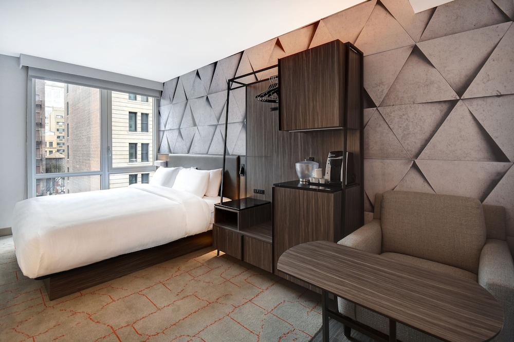 Estudio, 1 cama king (Accesible auditivamente, ducha roll‑in) del hotel SpringHill Suites by Marriott New York Midtown Manhattan/Park Avenue