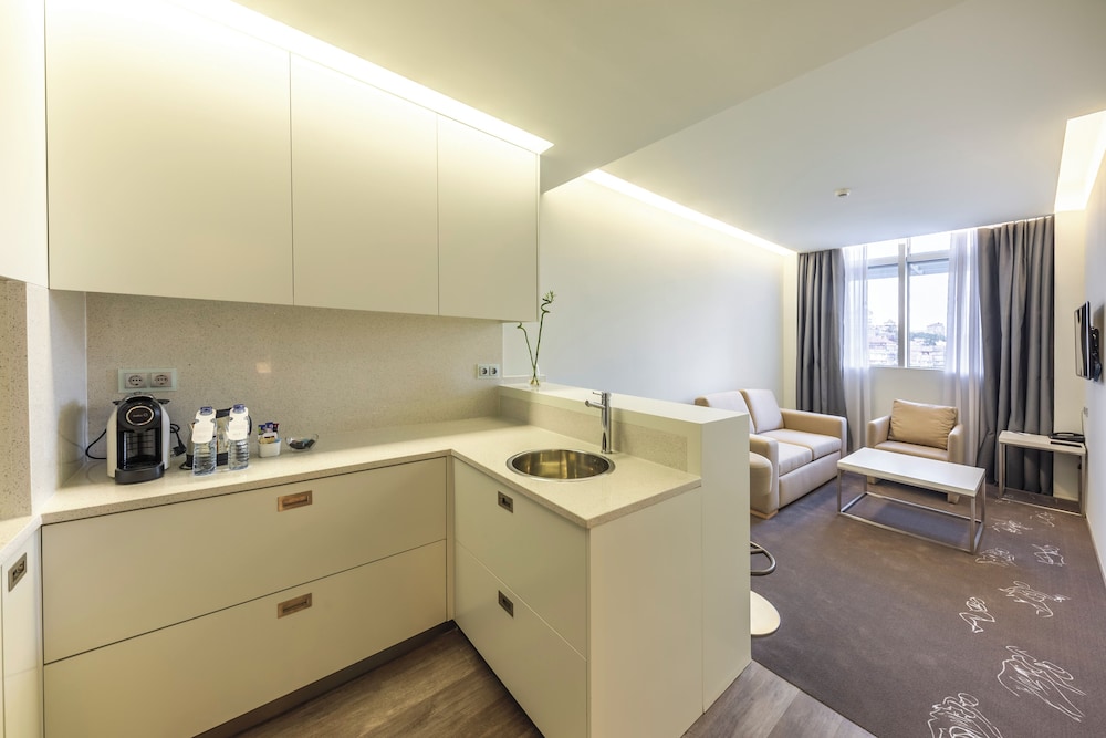 Suite Junior del hotel Melia Maputo Sky. Foto 2