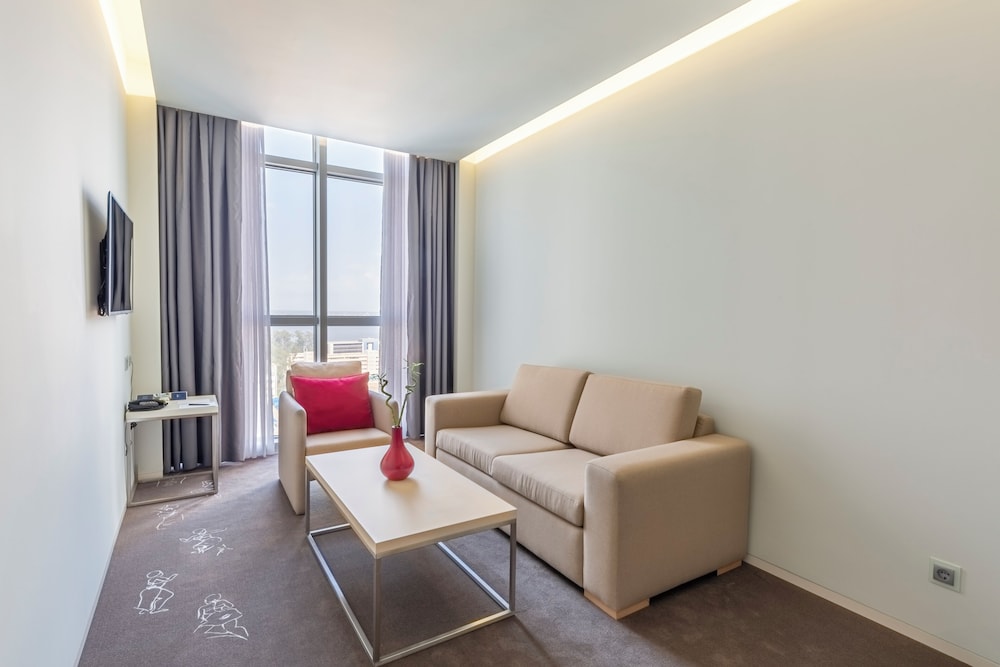 Suite Junior del hotel Melia Maputo Sky. Foto 4