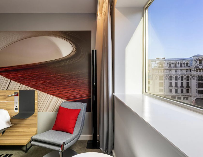 Habitación superior, 2 camas individuales del hotel Novotel Bucharest City Centre. Foto 3