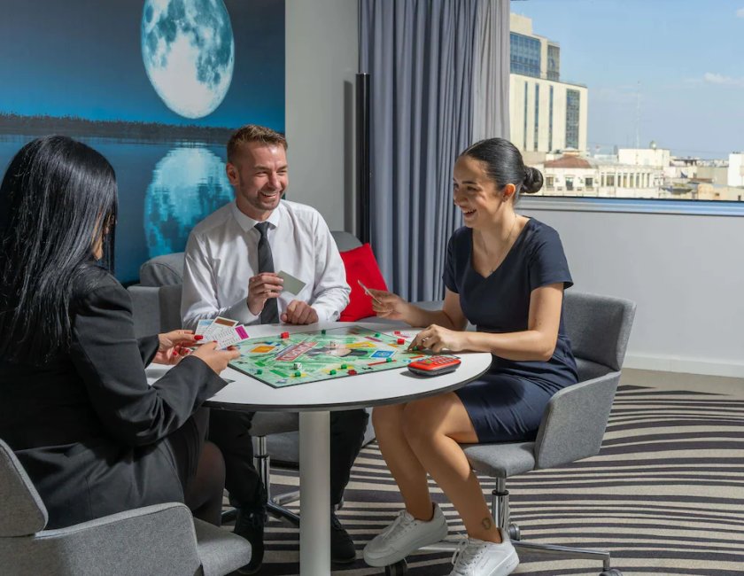 Suite junior, 1 cama doble del hotel Novotel Bucharest City Centre. Foto 6