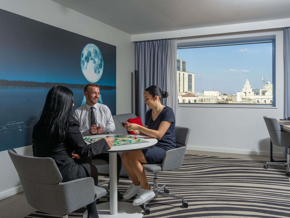 Suite junior, 1 cama doble del hotel Novotel Bucharest City Centre