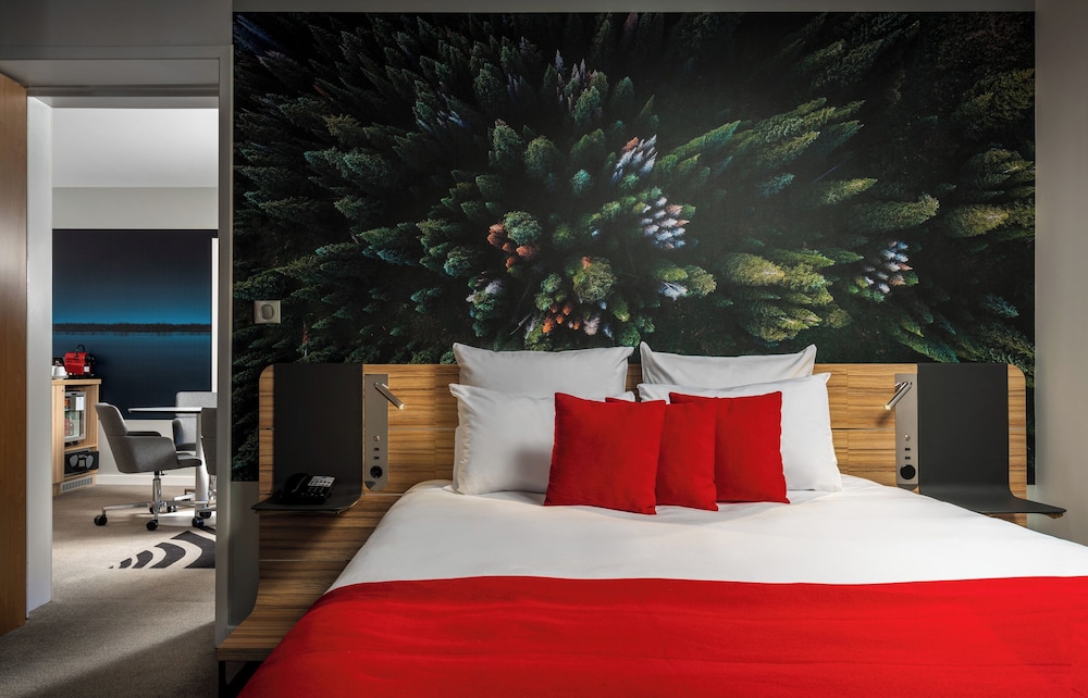 Suite junior, 1 cama doble del hotel Novotel Bucharest City Centre. Foto 1