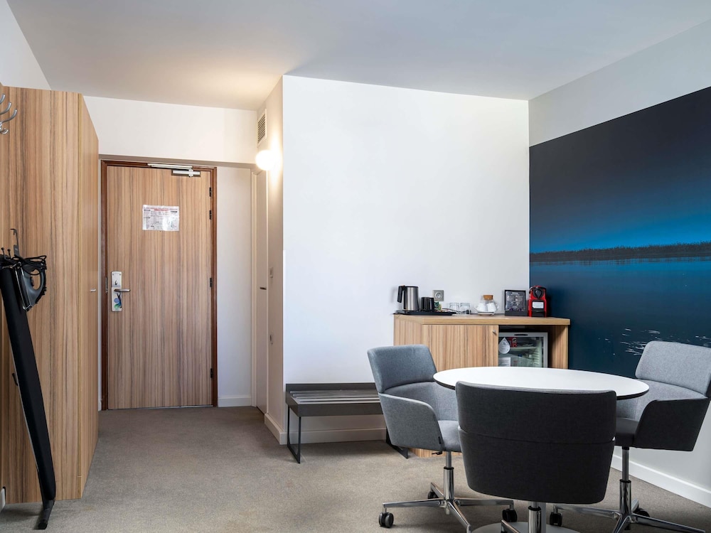 Suite junior, 1 cama doble del hotel Novotel Bucharest City Centre. Foto 3