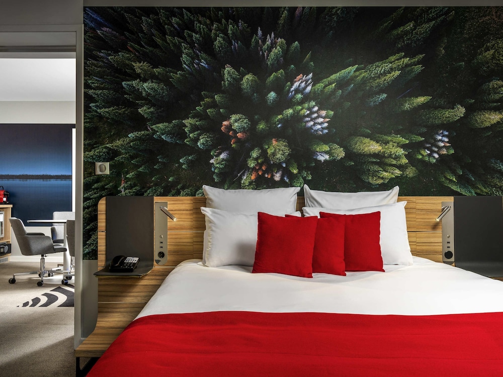 Suite junior, 1 cama doble del hotel Novotel Bucharest City Centre. Foto 5