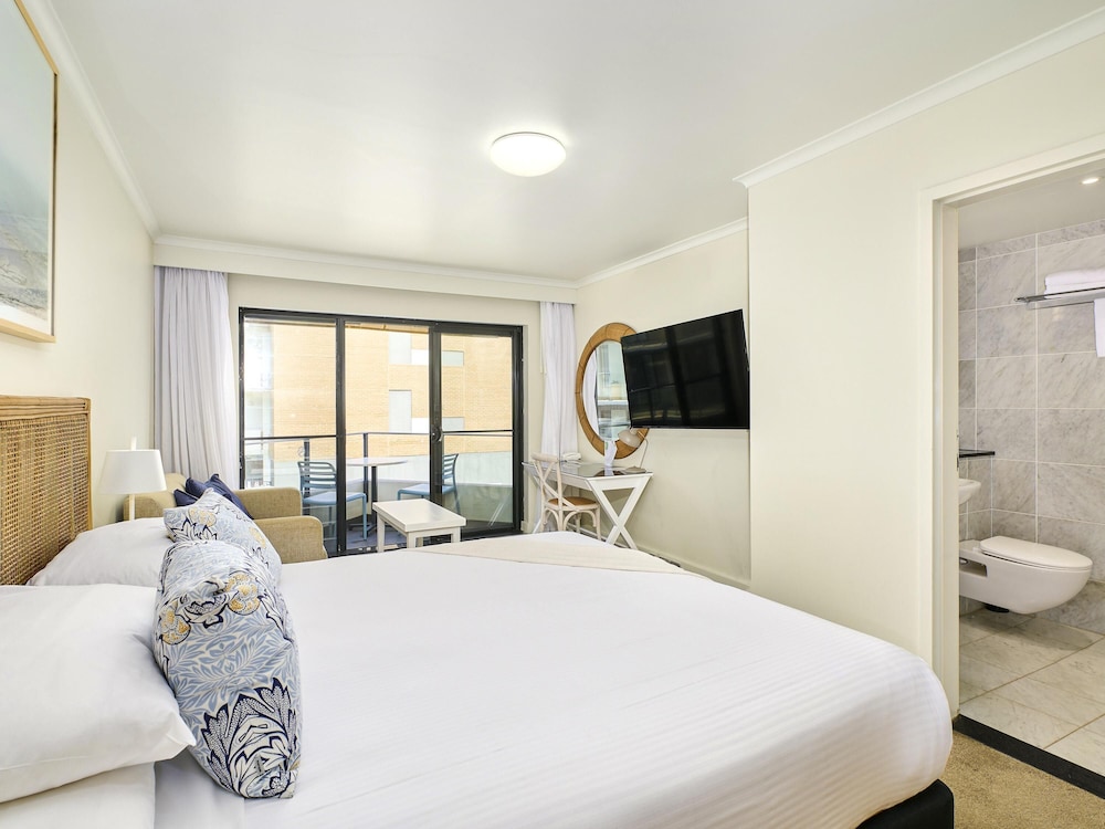 Habitación estándar con cama King del hotel ibis Styles Port Macquarie. Foto 1