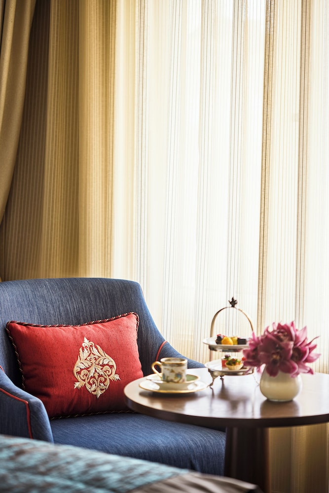 Habitación Superior con cama King y vistas al Enclave Diplomático del hotel Taj Palace, New Delhi. Foto 2