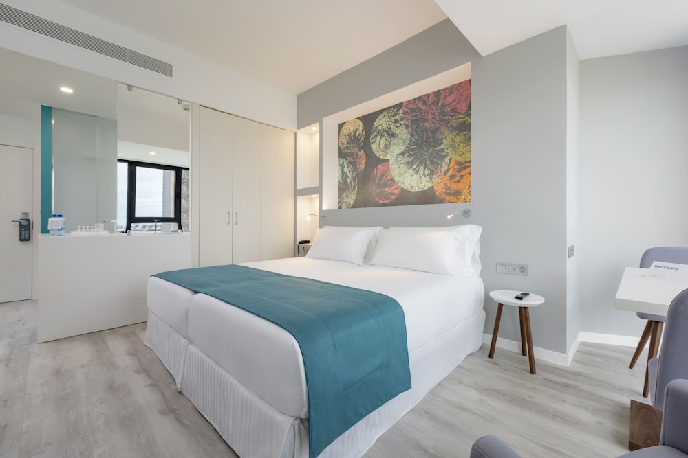 Habitación familiar del hotel Occidental Las Palmas. Foto 2