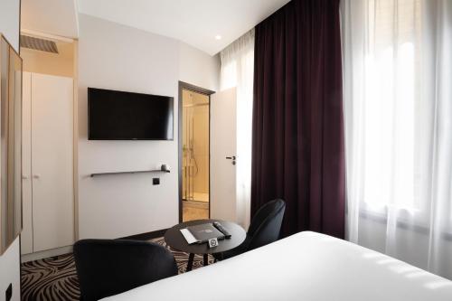 Habitación Doble del hotel Prince Albert Gare de Lyon. Foto 10