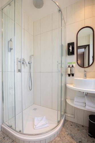 Habitación Individual del hotel Prince Albert Gare de Lyon. Foto 1