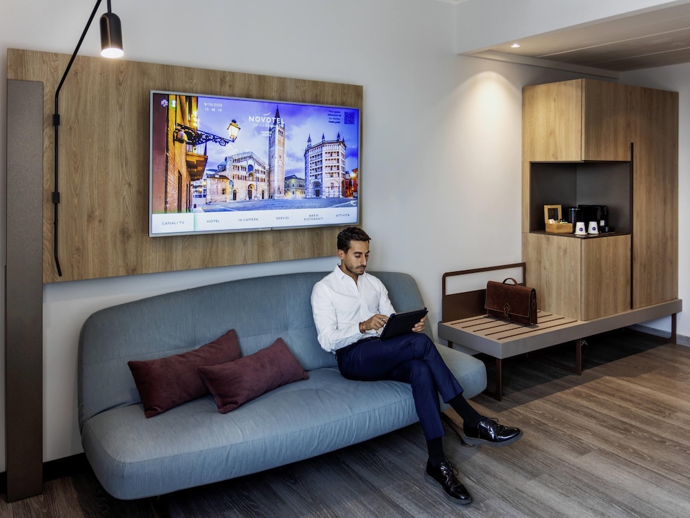 Habitación Ejecutiva del hotel Novotel Parma Centro. Foto 9