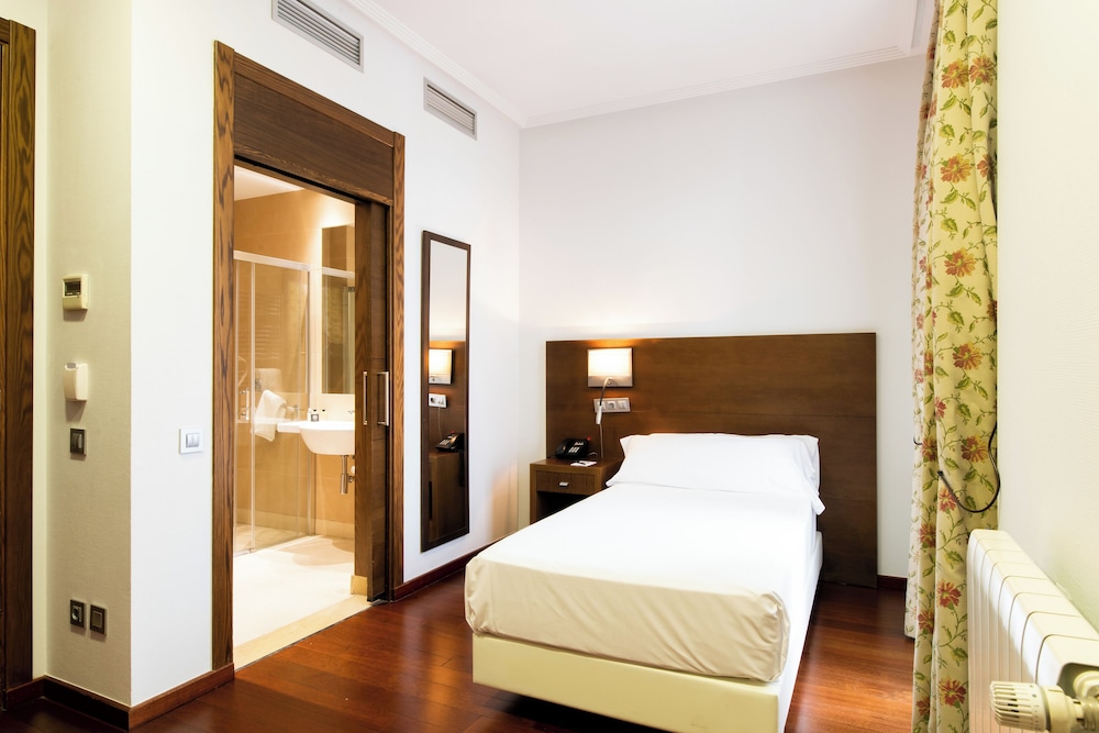 Habitación individual del hotel Soho Boutique Oviedo. Foto 5