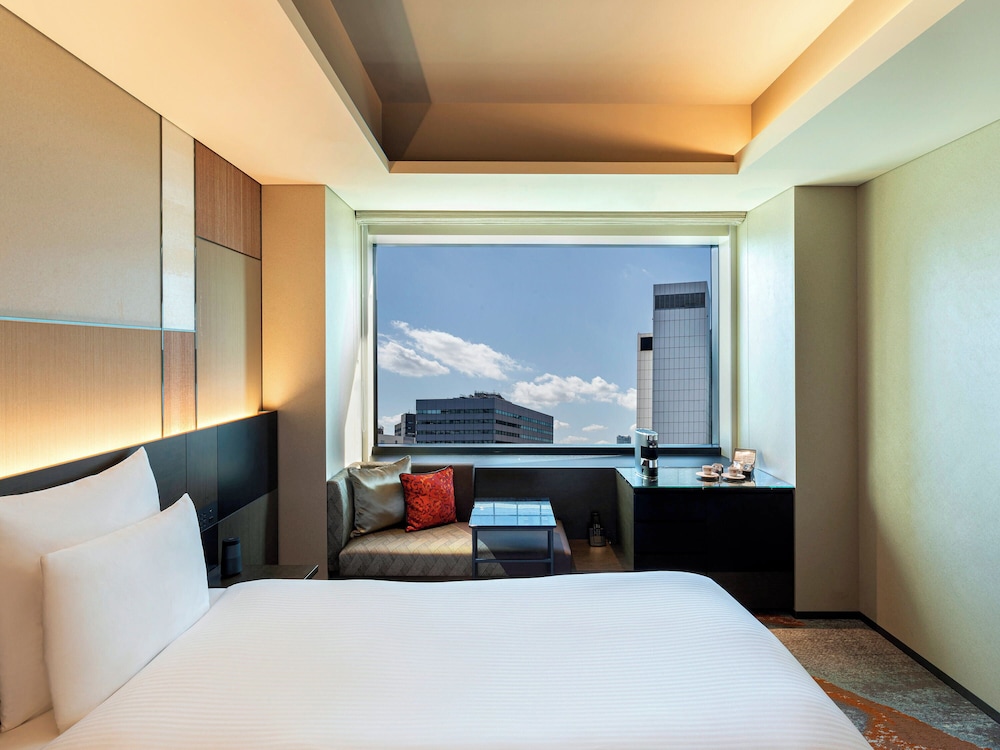 HABITACIÓN DELUXE, 1 Cama King Size del hotel Pullman Tokyo Tamachi. Foto 5