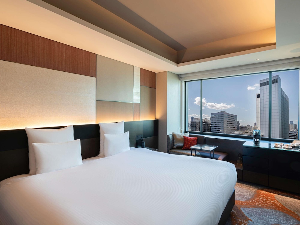 HABITACIÓN EXECUTIVE SUPERIOR, Acceso al Lounge, 2 camas individuales del hotel Pullman Tokyo Tamachi