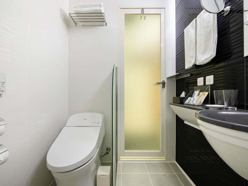 Habitación estándar, 2 camas individuales del hotel ibis Styles Tokyo Ginza. Foto 1