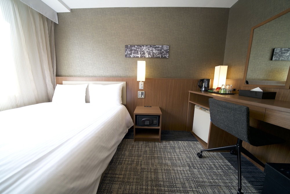 Habitación estándar doble, 1 cama doble del hotel ibis Styles Tokyo Ginza. Foto 4