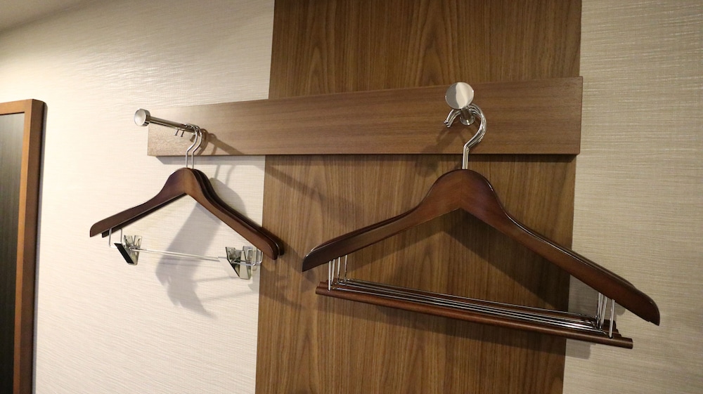 Habitación estándar, 2 camas individuales del hotel ibis Styles Tokyo Ginza. Foto 12