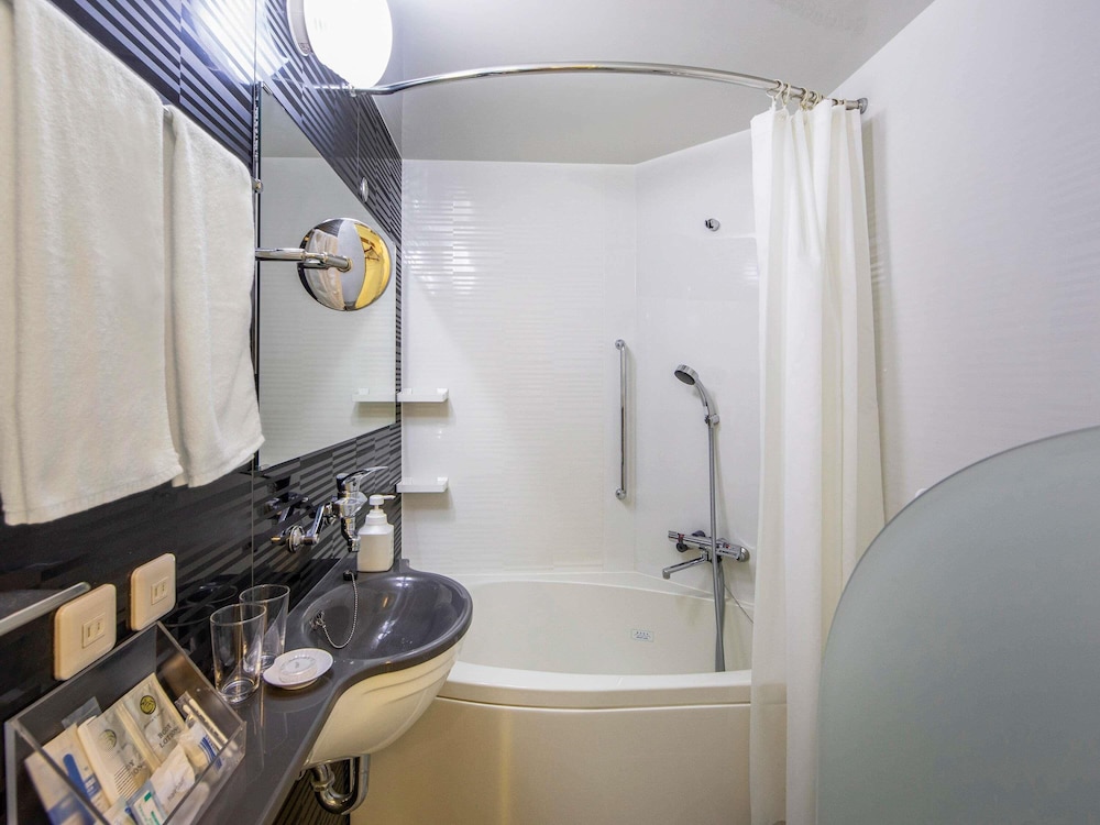 Habitación estándar, 2 camas individuales del hotel ibis Styles Tokyo Ginza. Foto 16