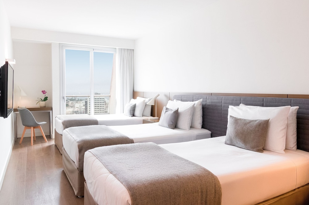 Habitación, 3 camas individuales, no fumadores del hotel Dazzler by Wyndham Lima San Isidro. Foto 3