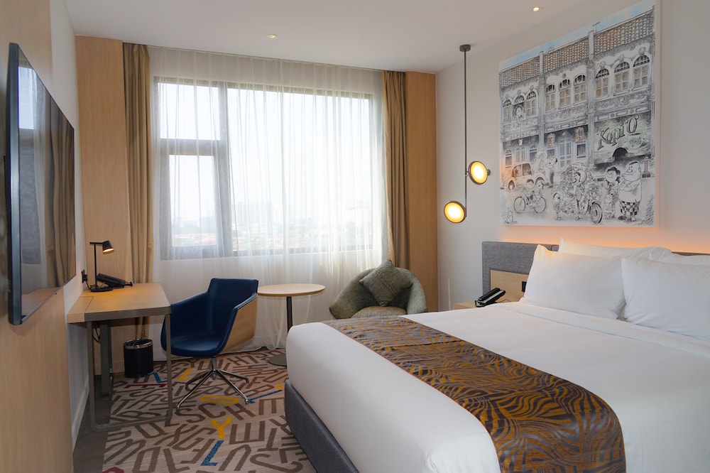 Suite Ejecutiva con 1 cama doble del hotel Mercure Kuala Lumpur Glenmarie. Foto 1