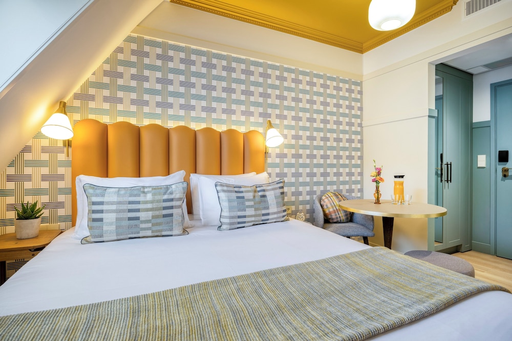 Habitación Clásica del hotel Citadines Canal Amsterdam