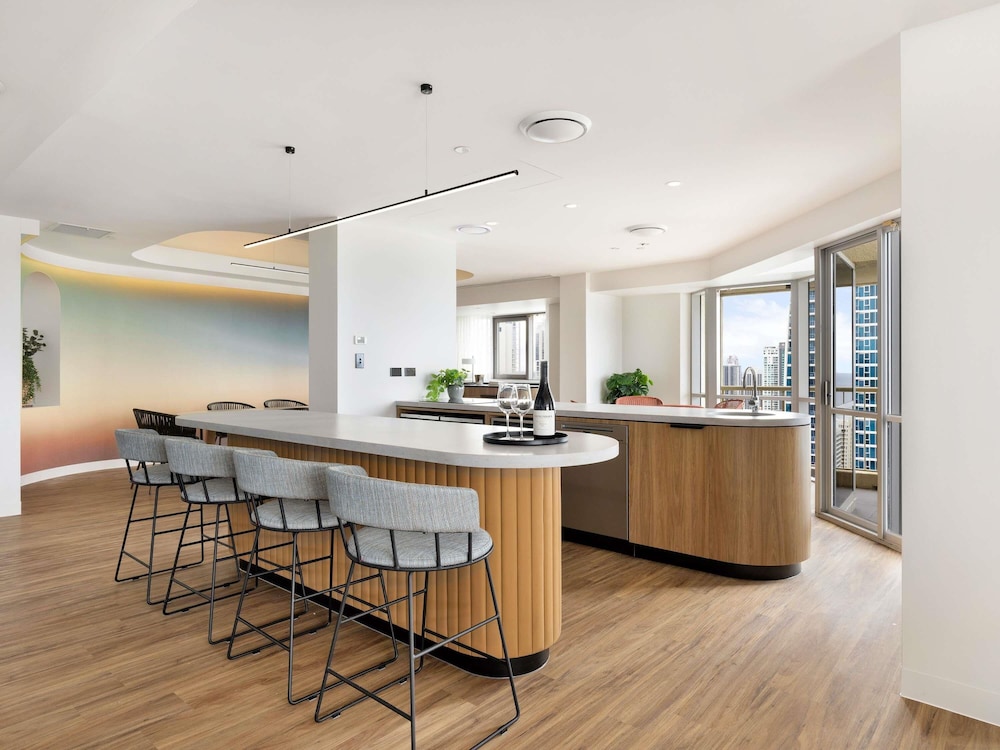 Penthouse con 4 Dormitorios del hotel Novotel Surfers Paradise. Foto 3