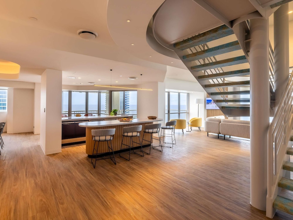 Penthouse con 4 Dormitorios del hotel Novotel Surfers Paradise. Foto 6