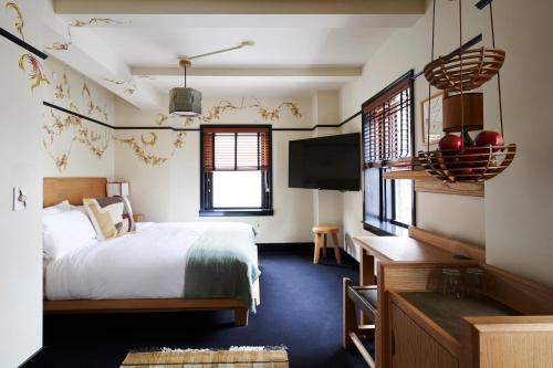 Habitación Esquinera con cama extragrande del hotel Freehand New York