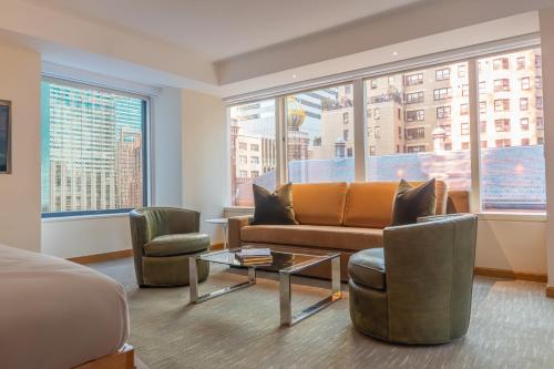 Suite Junior del hotel Concorde New York. Foto 5