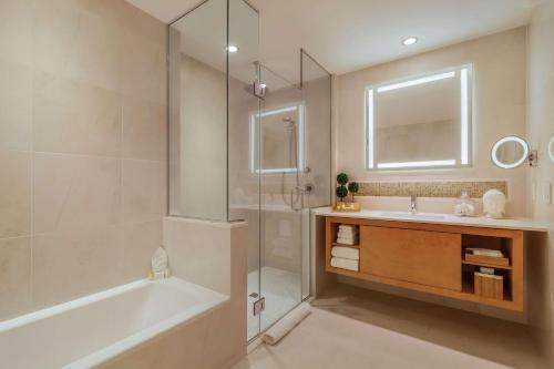 Suite Junior del hotel Concorde New York. Foto 3