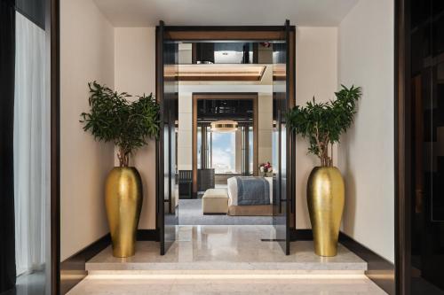 Suite Presidencial del hotel Taj Jumeirah Lakes Towers. Foto 2
