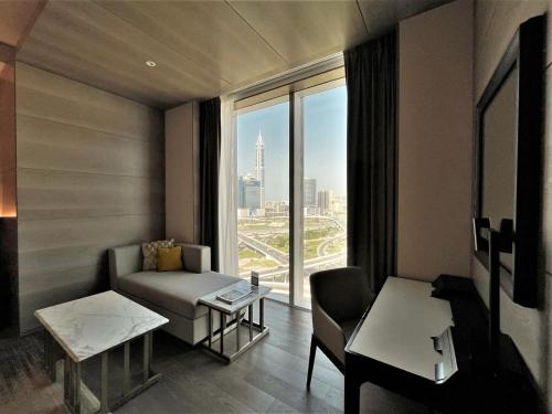 Habitación Doble Superior con vistas al campo de golf - 2 camas del hotel Taj Jumeirah Lakes Towers. Foto 3