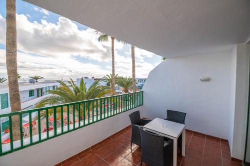 Apartamento con vistas a la piscina del hotel La Peñita. Foto 15