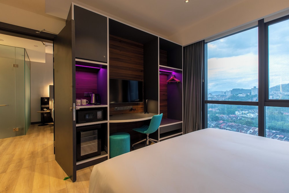The INNSiDE Room Vista a la Ciudad del hotel Innside by Melia Kuala Lumpur Cheras. Foto 6