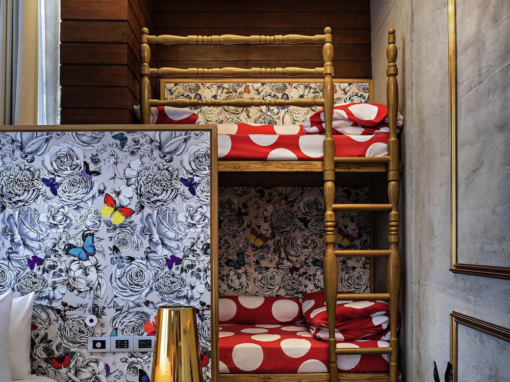 Habitación SO FAMILY, 1 Cama King y litera infantil, Vistas al Jardín, Diseño SO Arty & SO Nature del hotel So Sofitel Hua Hin. Foto 4