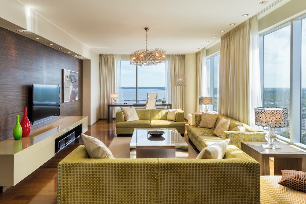 Suite Presidencial del hotel Swissotel Tallinn. Foto 2