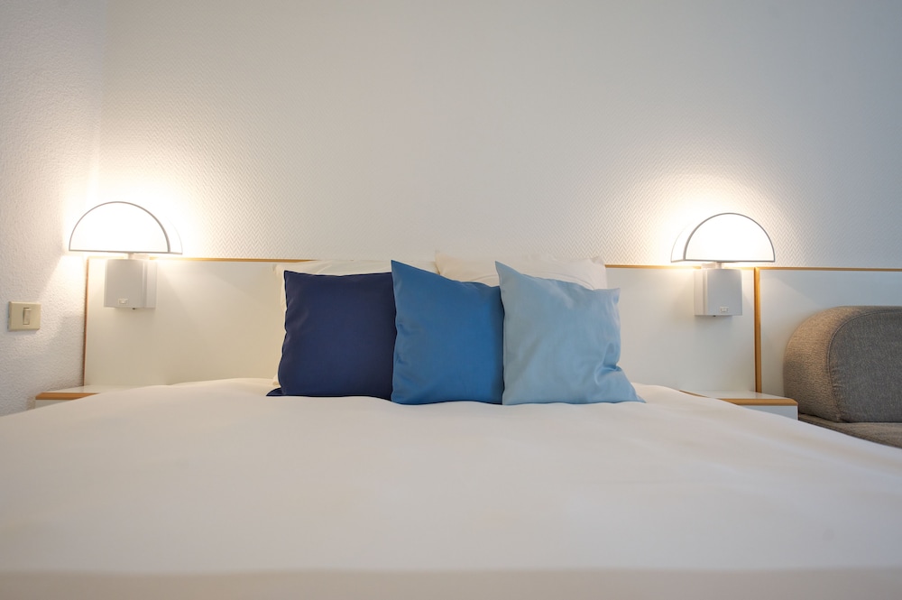 Habitación estándar, 1 cama doble con sofá cama del hotel Novotel Firenze Nord Aeroporto. Foto 3