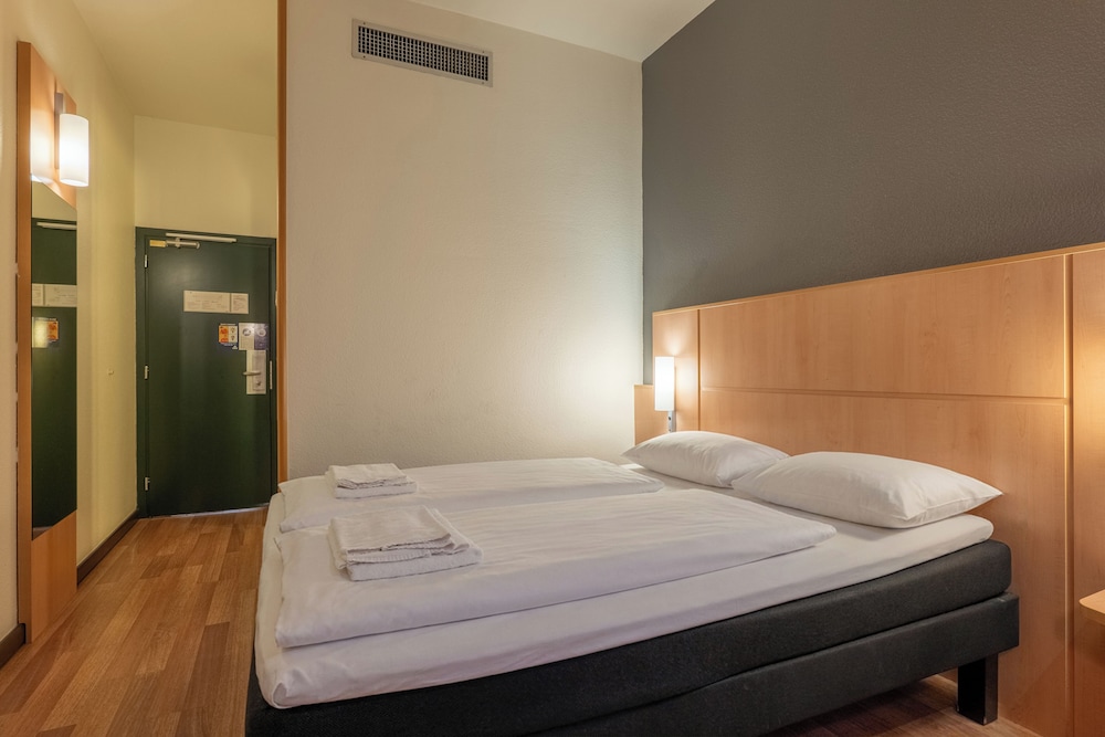Habitación doble del hotel a&o Milano Ca Granda. Foto 4